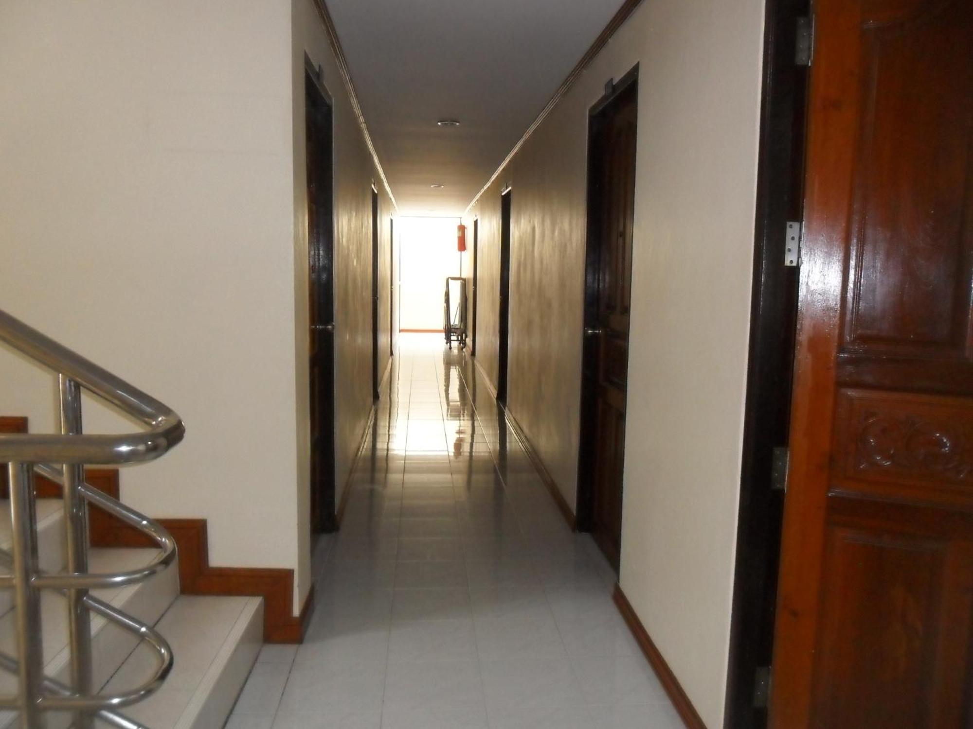 Natacha Hotel Phi Phi Don Exterior foto