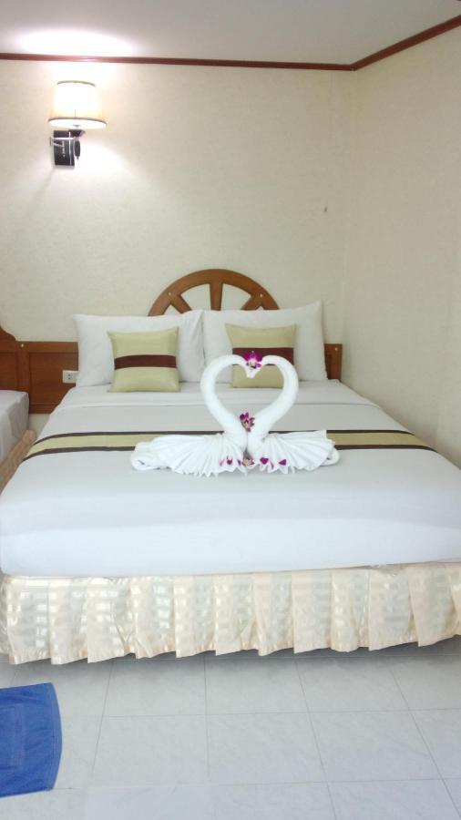 Natacha Hotel Phi Phi Don Exterior foto